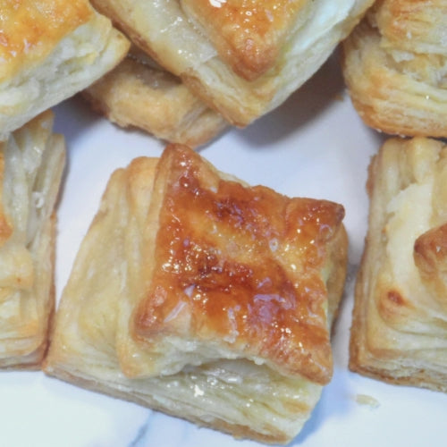 Quesitos: Cheese Pastry
